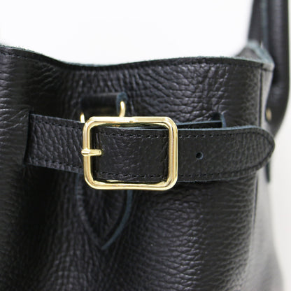 エンボス レザー ベルテッド トート / EMBOSSED LEATHER BELTED TOTE S ハンドバッグ ベルト付き 牛革