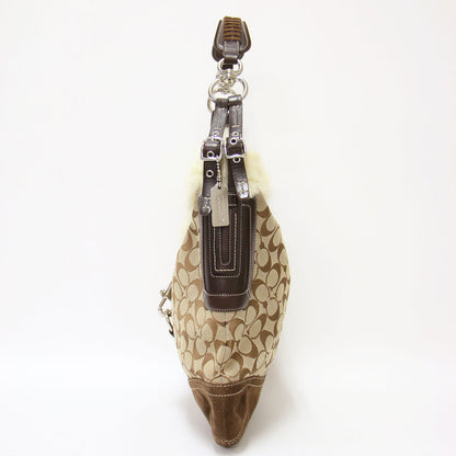 ファー付き シグネチャー ショルダー バッグ / ワンハンドル 肩掛け キャンバス レザー スエード