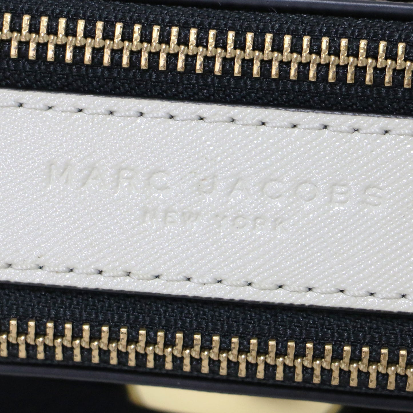 ザ スナップショット ショルダーバッグ / THE SNAPSHOT カメラバッグ クラッチ コンパクト ロゴ ゴールド金具