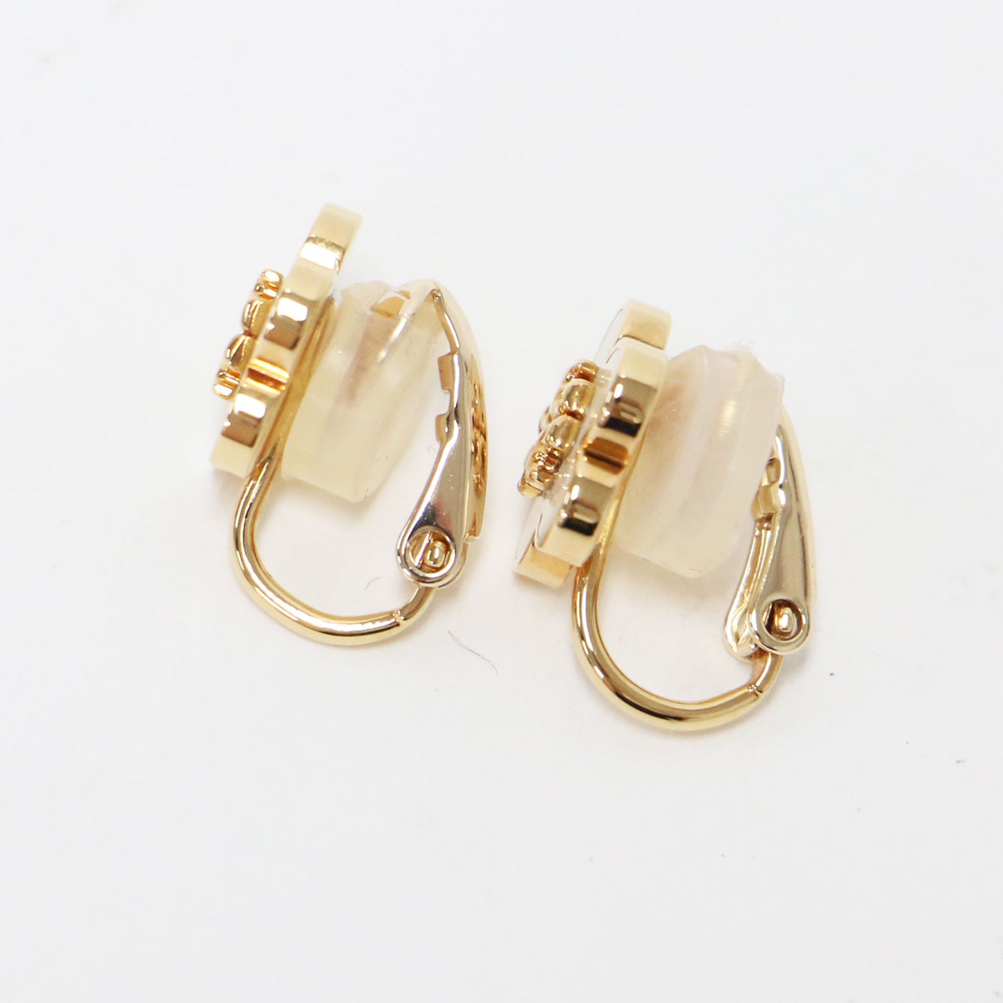 キラ エナメル フラワー クリップオンイヤリング / 両耳用 ニッケルフリー