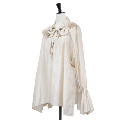 24春夏 ワッシャー サテン フリルカラー ブラウス / シャツ 長袖 ギャザースリーブ チュニック丈 スリット