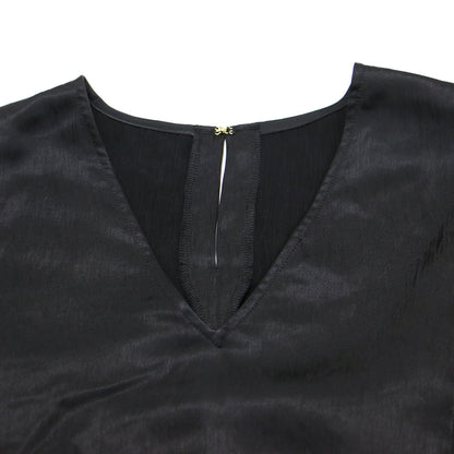 25春夏 シボサテン レイヤースリーブ ブラウス / プルオーバー 長袖 ボリュームスリーブ Vネック フリル