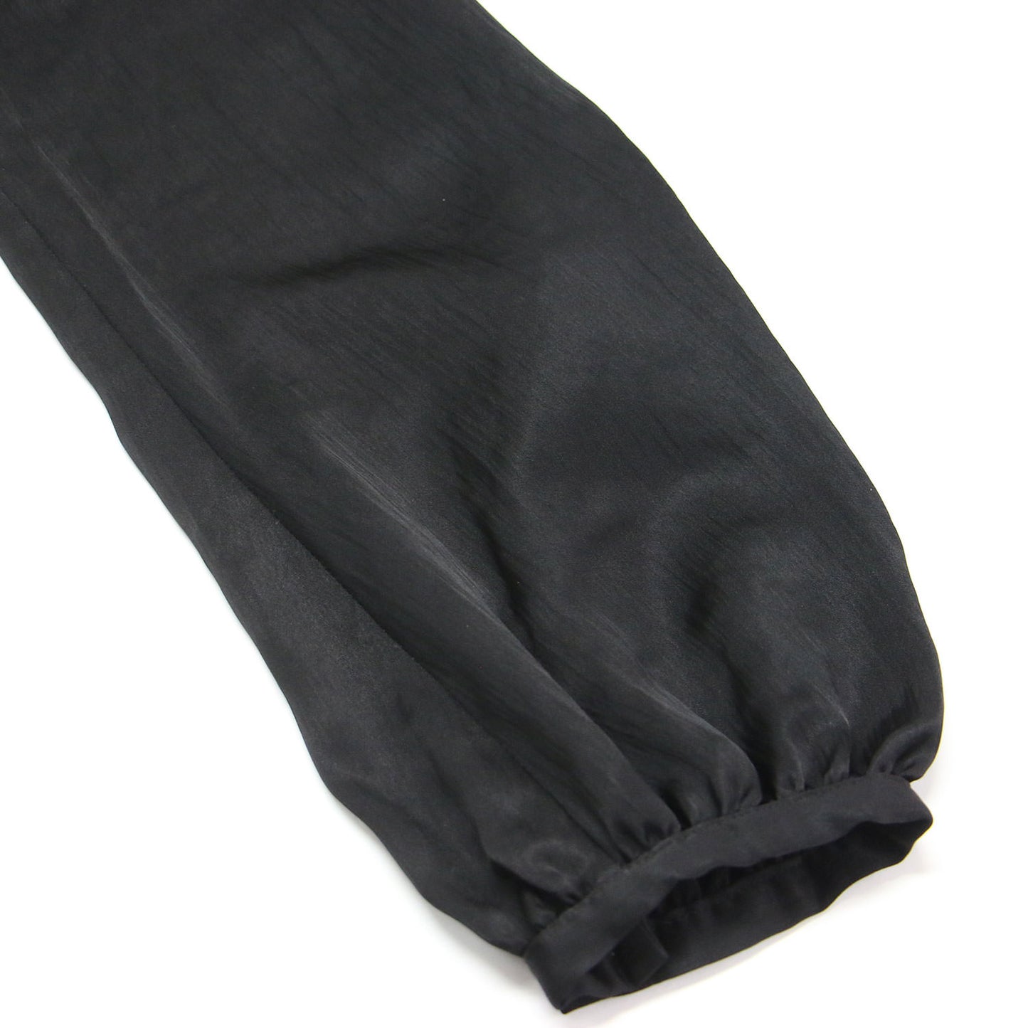 25春夏 シボサテン レイヤースリーブ ブラウス / プルオーバー 長袖 ボリュームスリーブ Vネック フリル