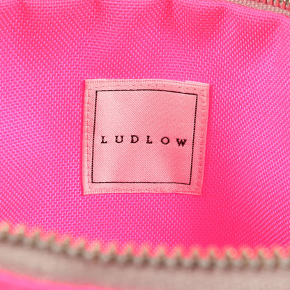 ネオンカラー マカロン ポーチ / ビジュー ブランドロゴ