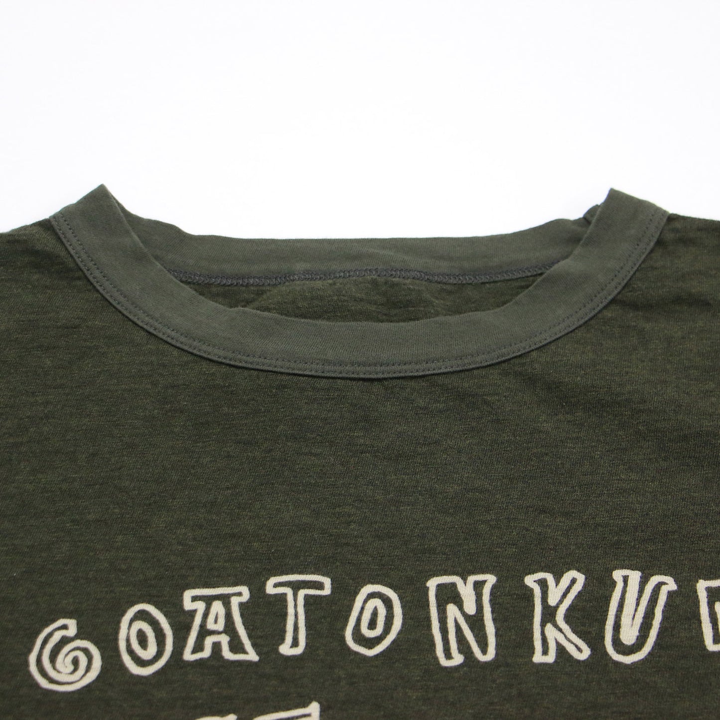 ゴートンくんベタッチプリントの908クレリック長袖Tシャツ / カットソー クルーネック 天竺 プリント ロゴ 刺繍 コットン