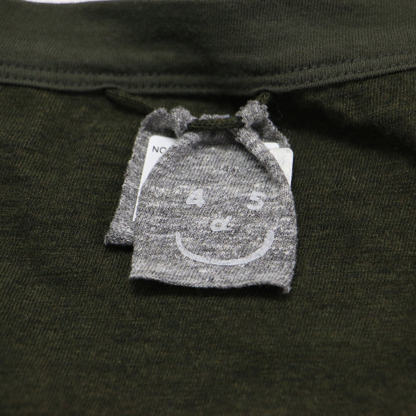 ゴートンくんベタッチプリントの908クレリック長袖Tシャツ / カットソー クルーネック 天竺 プリント ロゴ 刺繍 コットン