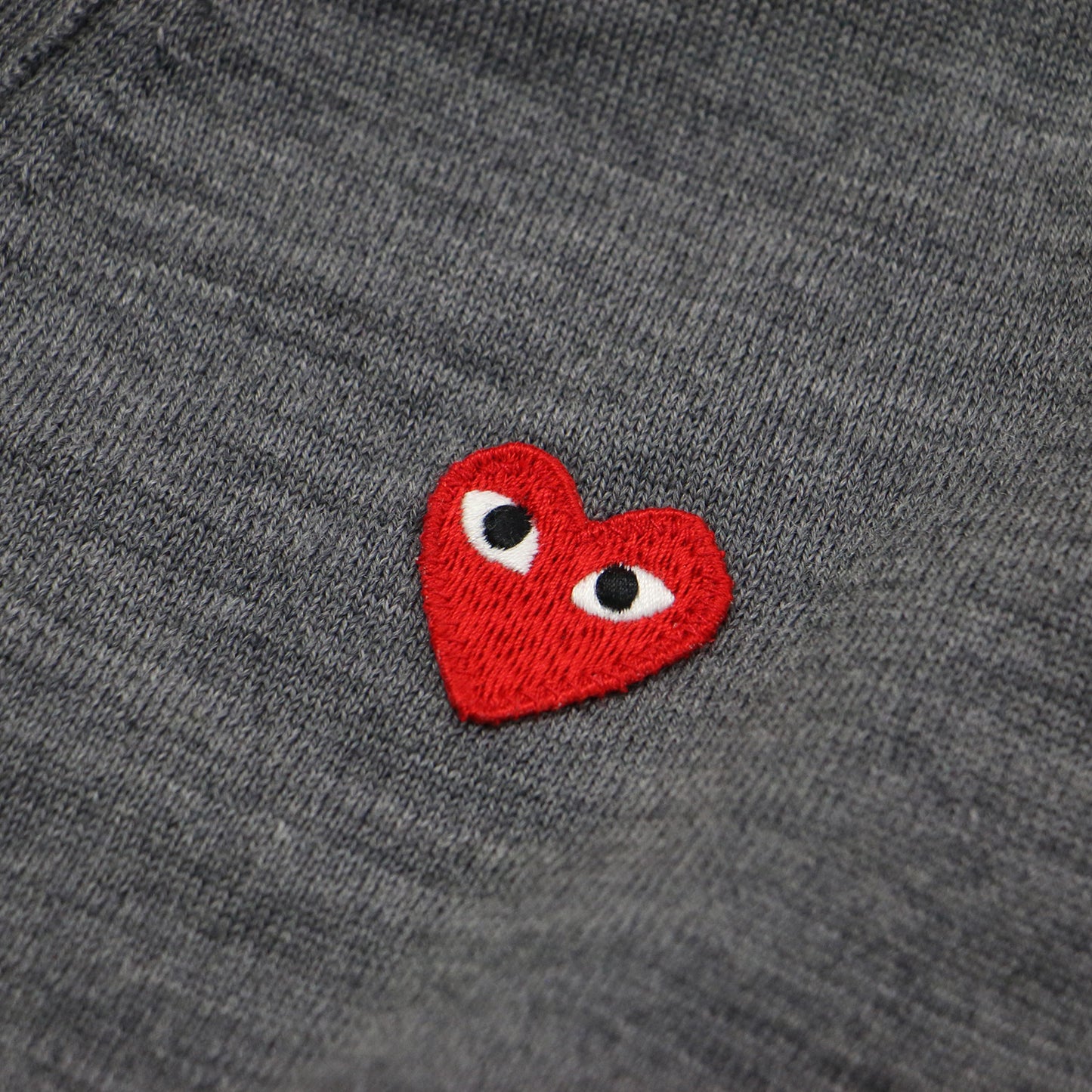 23秋冬 Vネック ショートスリーブ カーディガン / V-Neck Short Sleeve Cardigan ニット ハート ロゴ ハイゲージ ウール