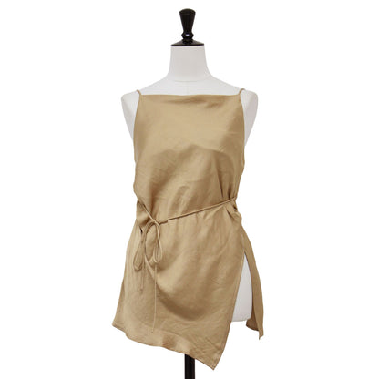 24秋冬 ドレープ サテン キャミソール トップス / DRAPE SATIN CAMISOLE TOPS ブラウス スリット アシンメトリー