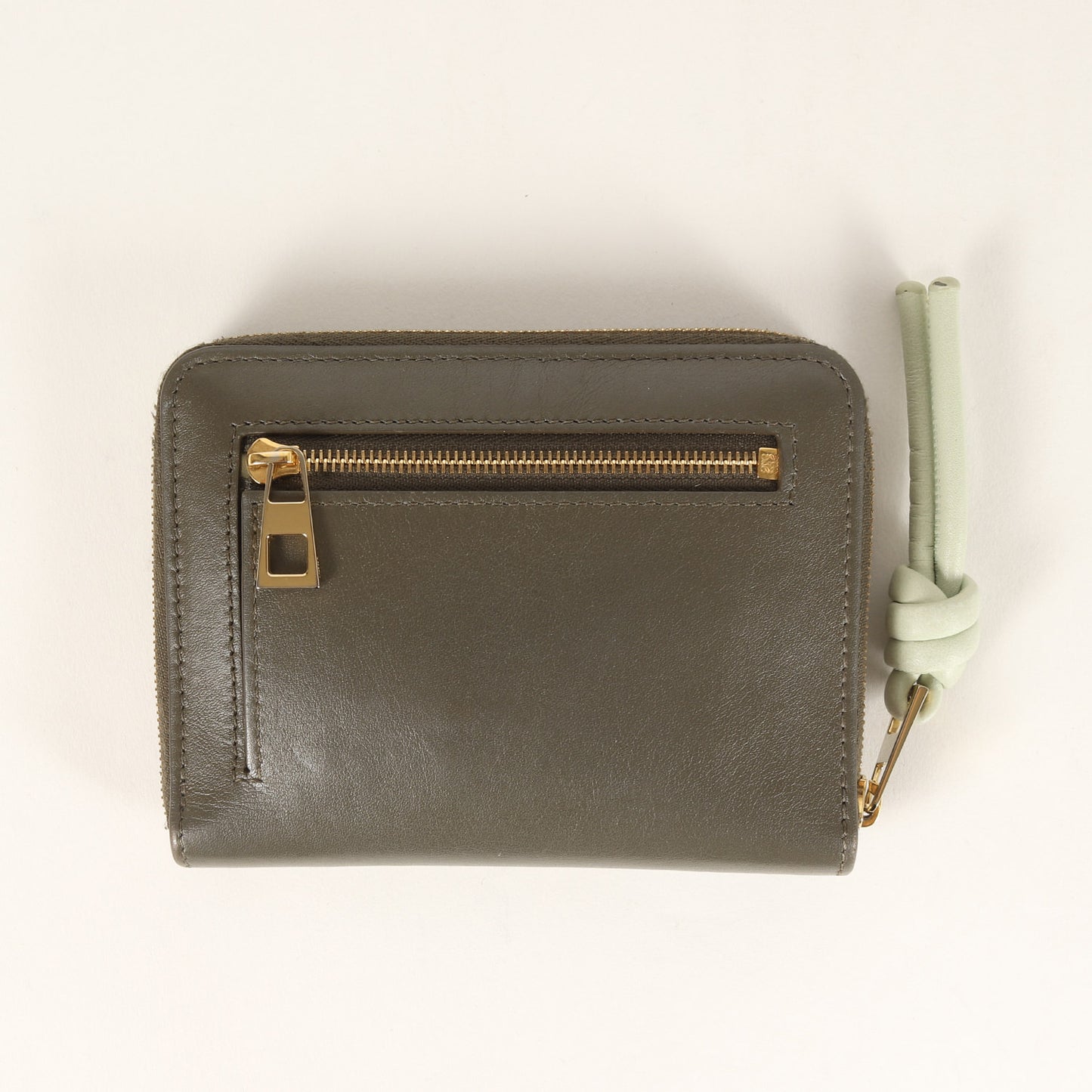 ノット コンパクト ジップアラウンド ウォレット / 二つ折り 財布 カーフレザー