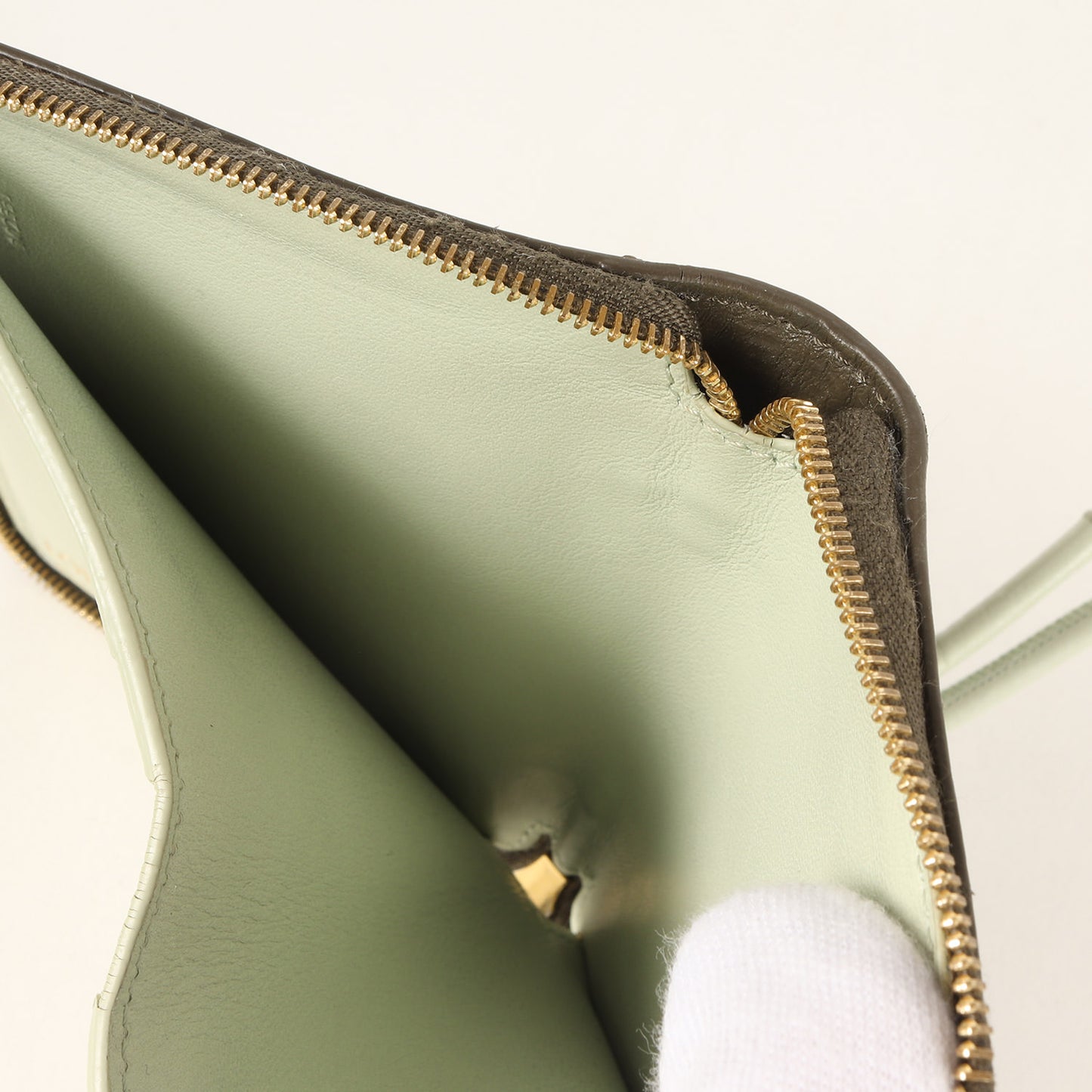 ノット コンパクト ジップアラウンド ウォレット / 二つ折り 財布 カーフレザー