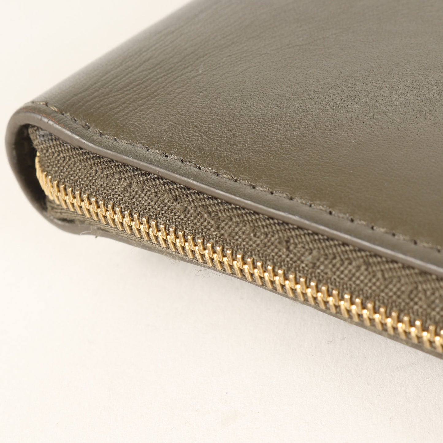 ノット コンパクト ジップアラウンド ウォレット / 二つ折り 財布 カーフレザー