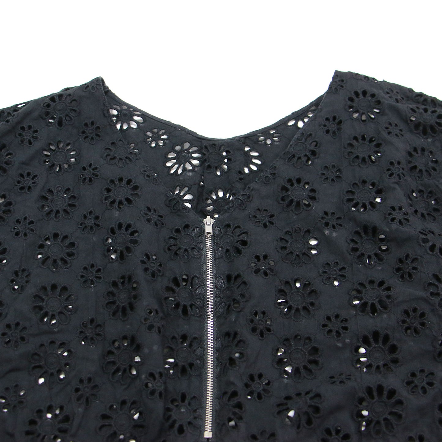 カットワーク 花柄 刺繍 ハーフジップ ワンピース / ドレス フレンチスリーブ ミモレ丈 フレア ギャザー コットン