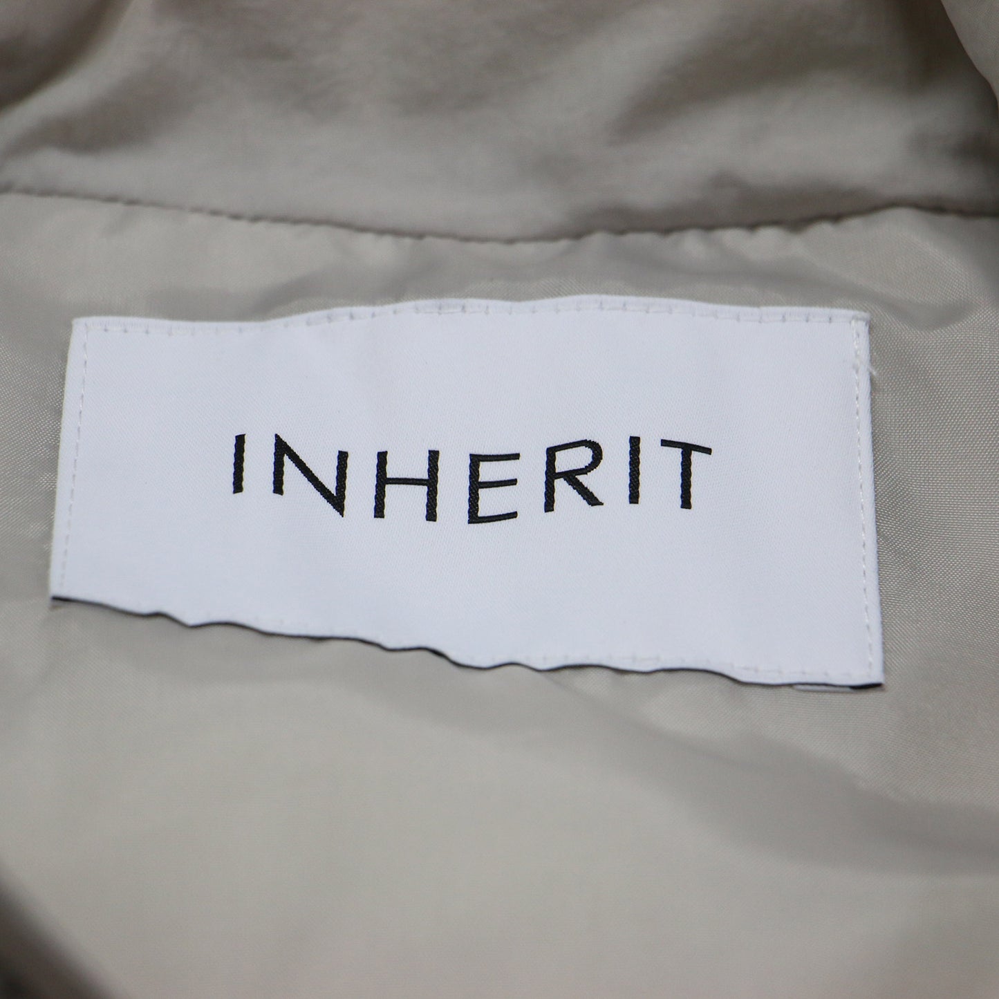 24秋冬 ボリューム スタンドカラー パデット ベスト / ECO CLOUD PADDED 中綿 バルーンシルエット