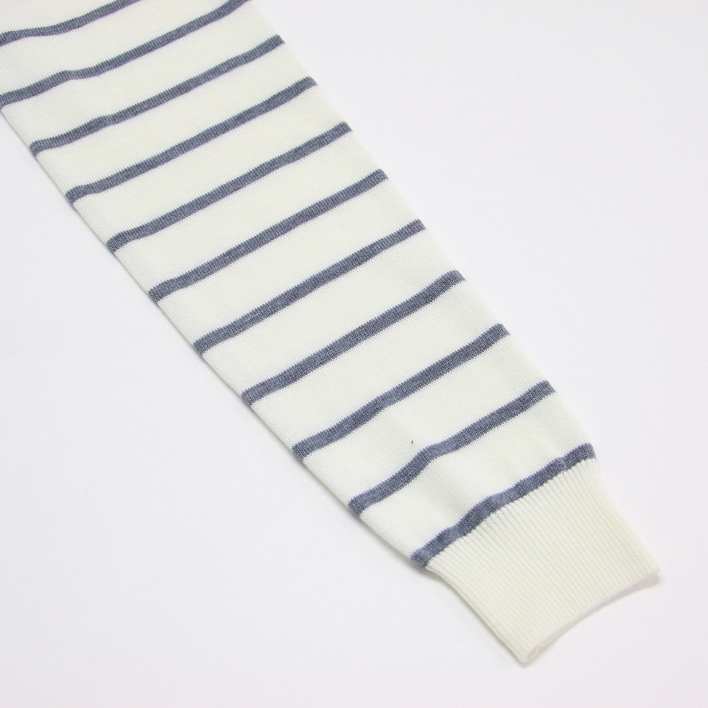 24秋冬 ボーダーデザイン ハイネック 長袖 セーター / ニット プルオーバー リブ ロゴ ラインストーン