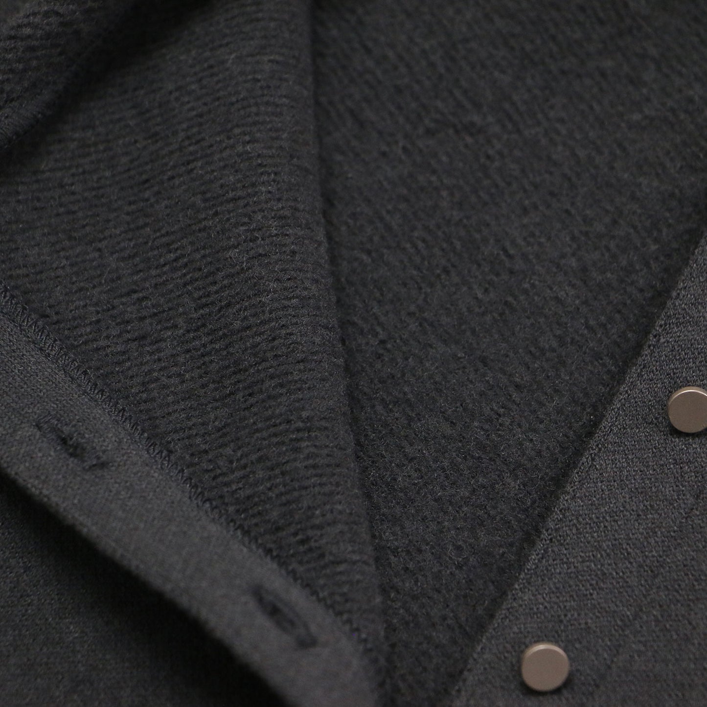 23秋冬 ブラッシュドライニング ショート カーディガン / プルオーバー コンパクト丈 クルーネック ボクシー メタルボタン 裏起毛 ジャージー