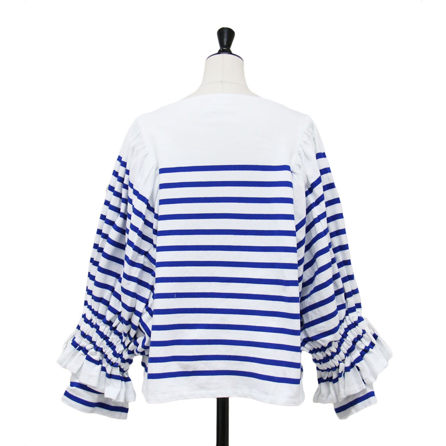 23秋冬 × BEAMS COUTURE ボリュームスリーブBLUE / プルオーバー ボートネック 長袖 ボーダー 刺繍 ドローコード コットン