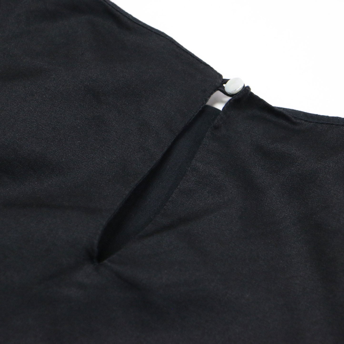 23秋冬 バイワード ギャザースリーブ サテン ティアード ドレス / BYWARD DRESS ワンピース 長袖 膝丈 フレア 日本限定