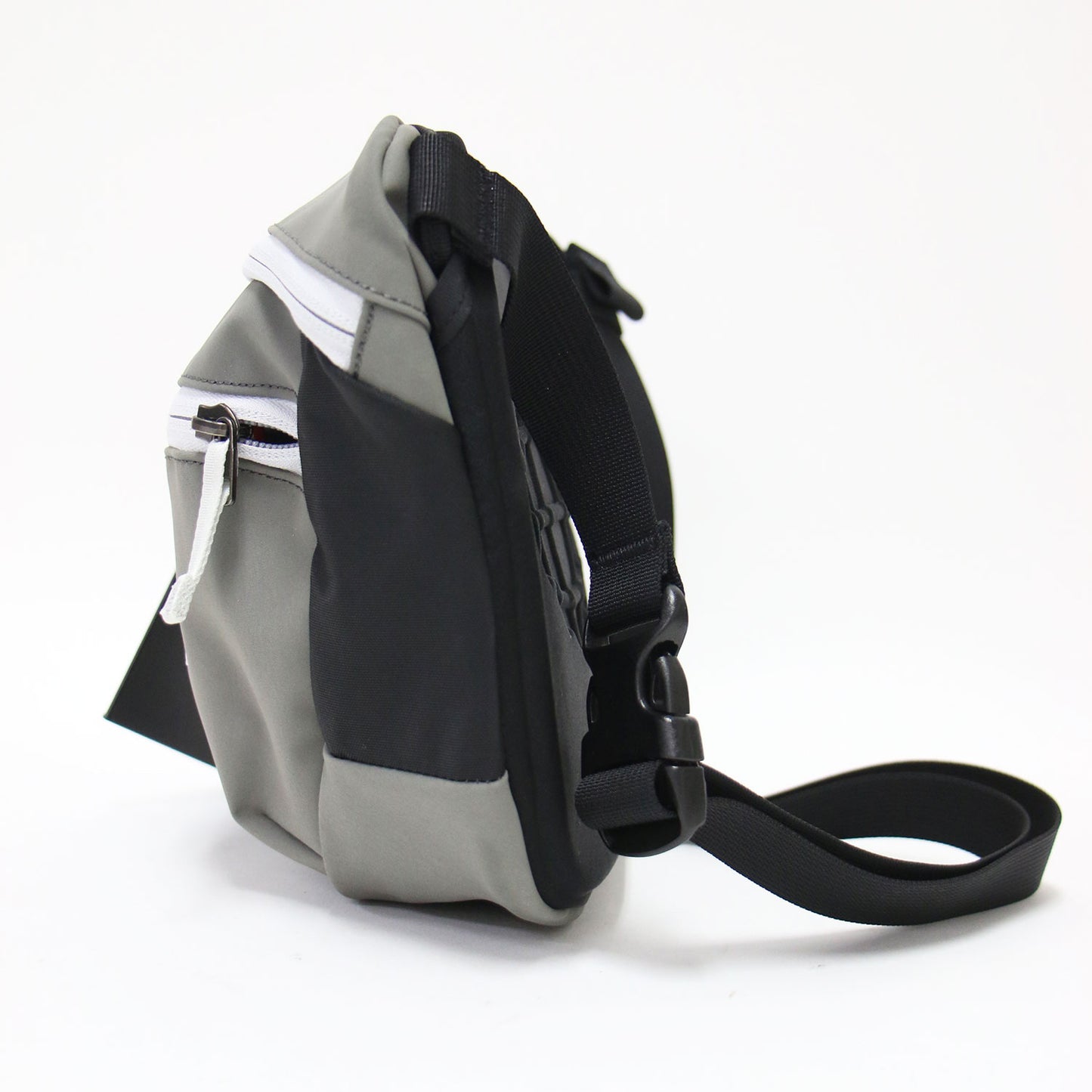 ×BEAMS 別注 ARRO ReBird 23春夏 ボディバッグ / ショルダーバッグ ロゴ ナイロン