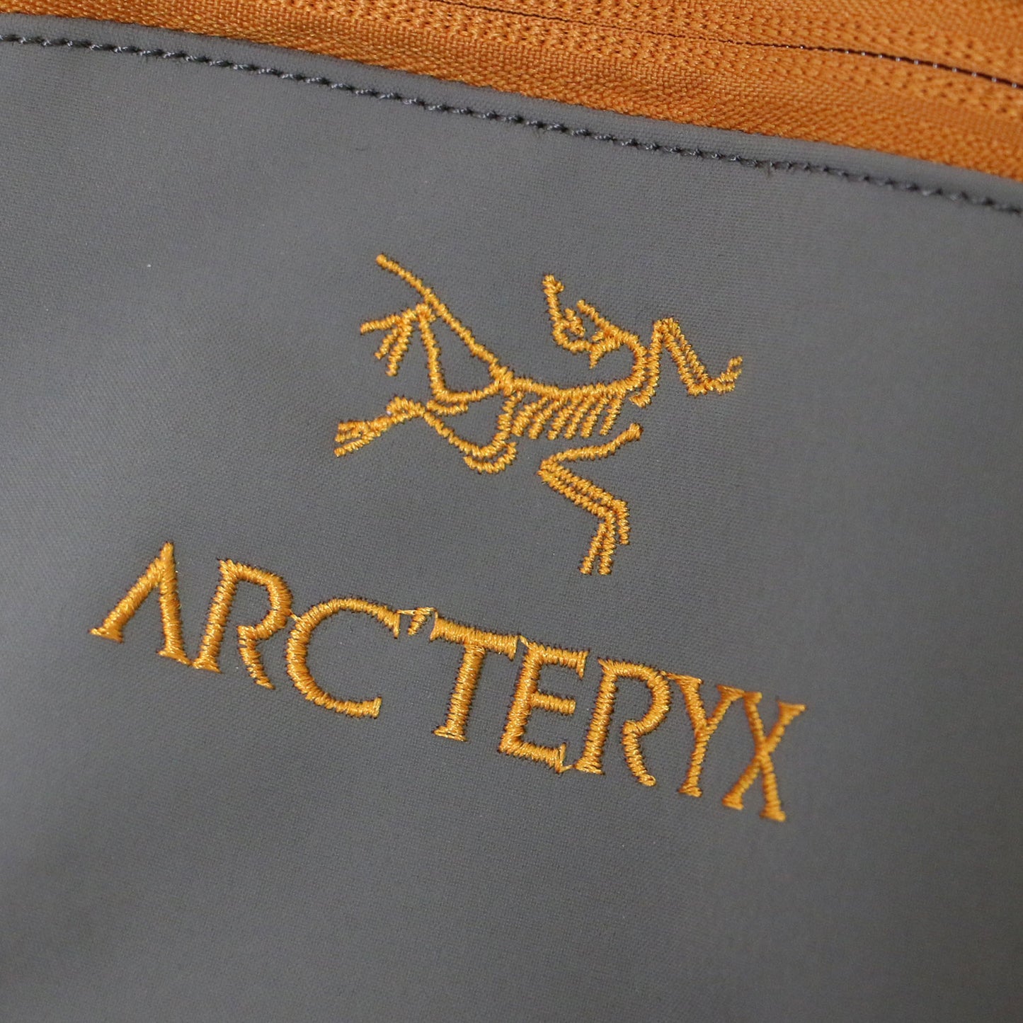 ×BEAMS 別注 ARRO ReBird 23春夏 ボディバッグ / ショルダーバッグ ロゴ ナイロン