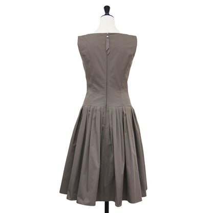 ノースリーブ タック フレア ワンピース / ミディワンピース ナイロン