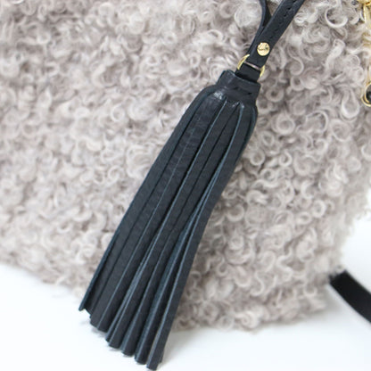 23秋冬 ELMO エコファー 2WAY ハンドバッグ / ELMO ショルダーバッグ タッセル チャーム ゴールド金具