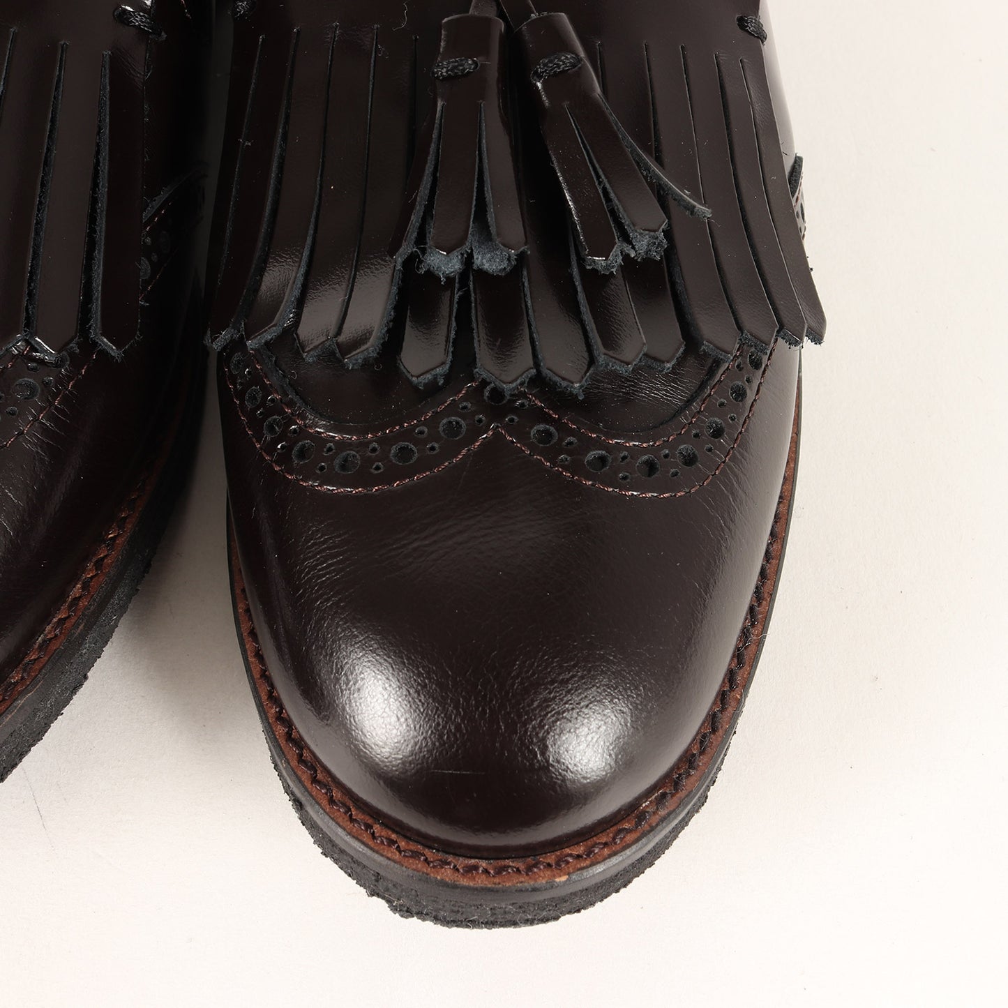 23秋冬 タッセルモチーフ フリンジ フラットシューズ / ローファー ラウンドトゥ ウイングチップ 天然皮革