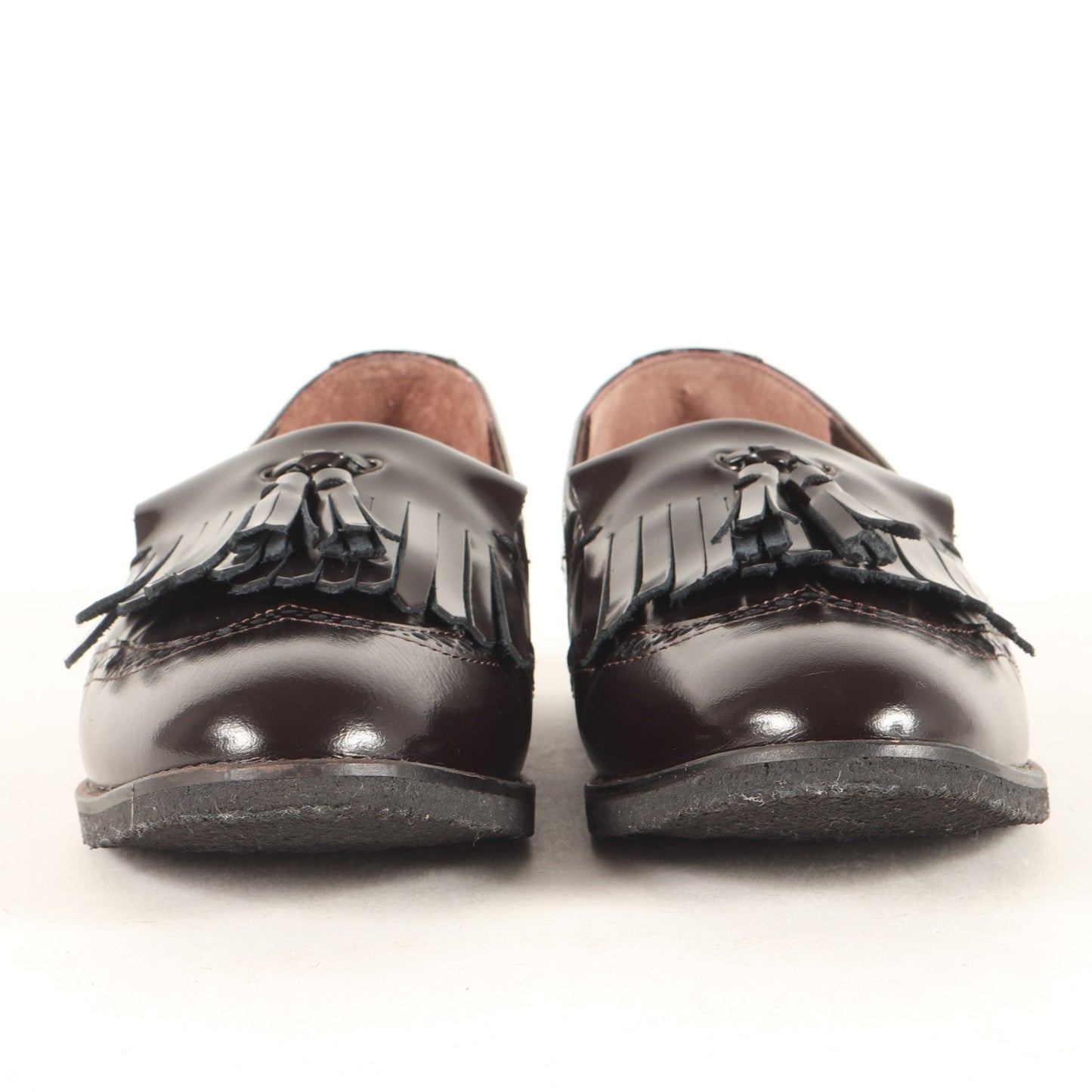 23秋冬 タッセルモチーフ フリンジ フラットシューズ / ローファー ラウンドトゥ ウイングチップ 天然皮革