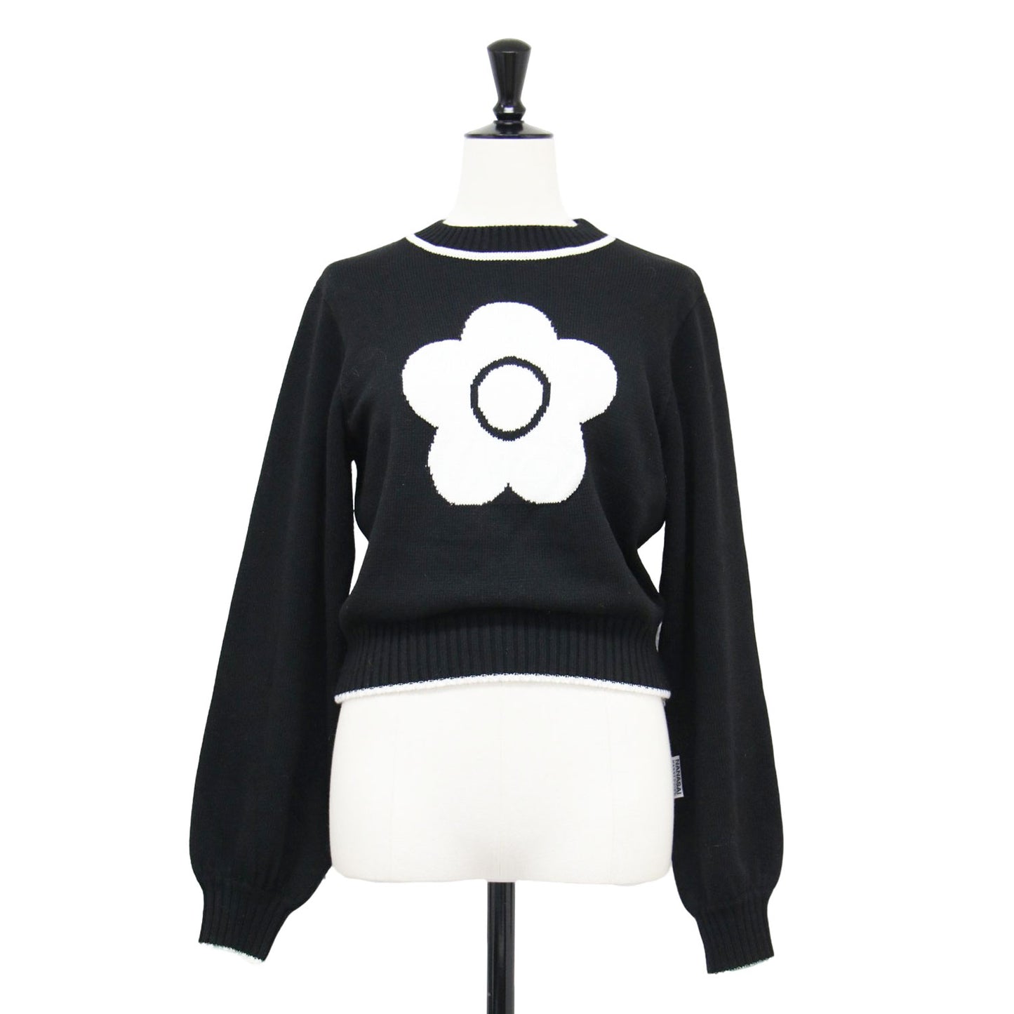 × MARY QUANT 23秋冬 ジャガード ニット / プルオーバー ショート丈 クルーネック 長袖 フラワーモチーフ ウール