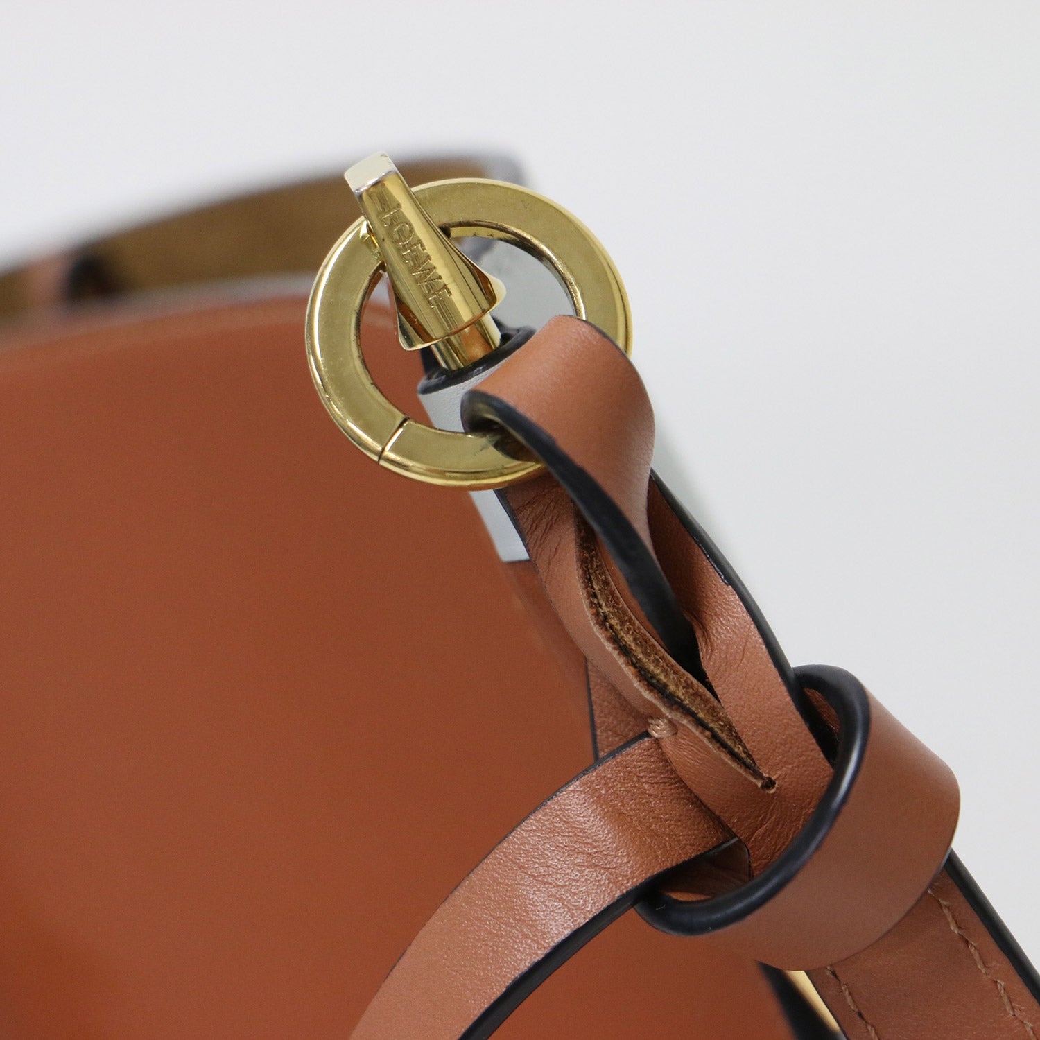 アナグラム ゲート バケット バッグ / ショルダーバッグ 斜め掛け