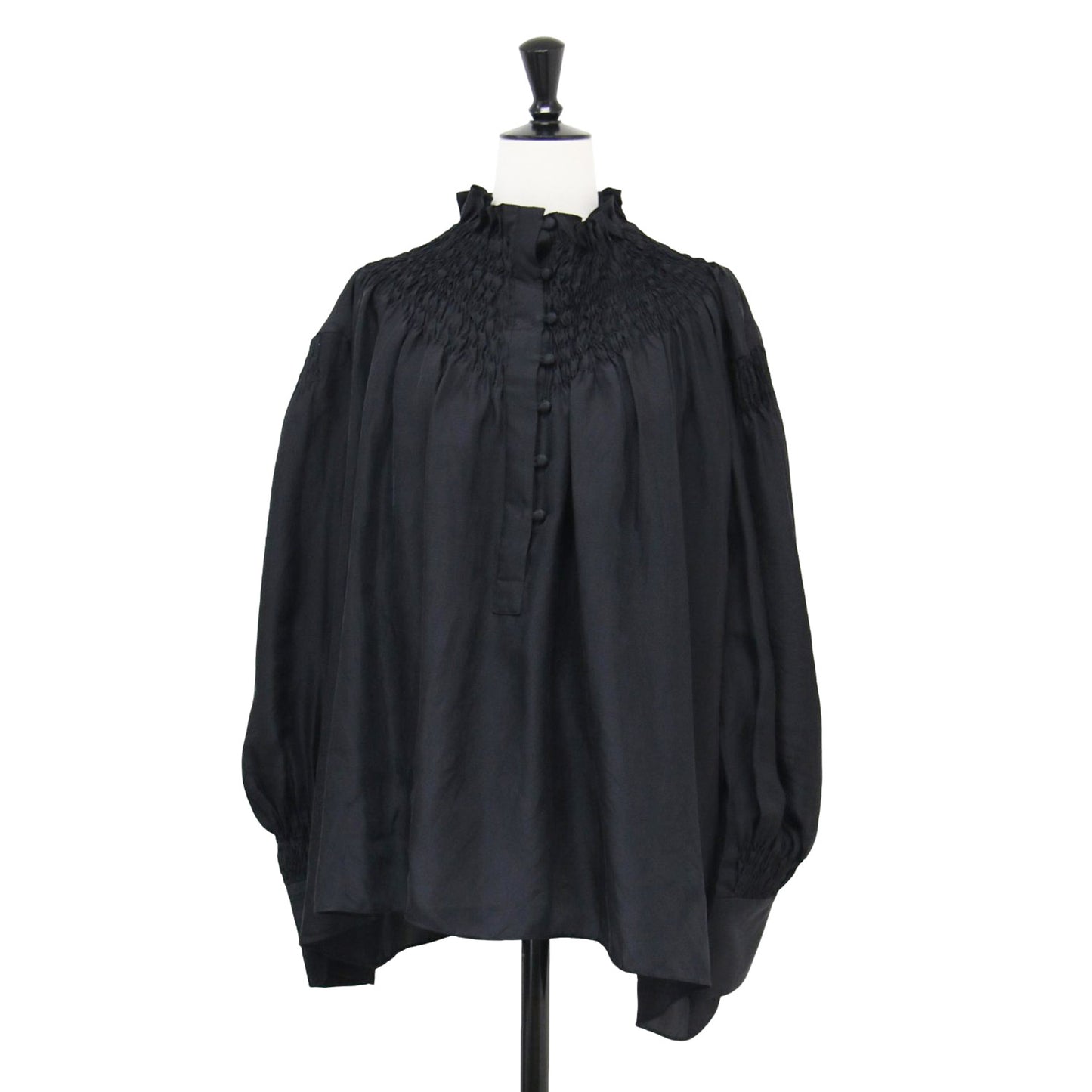 23秋冬 スモッキング刺繍 シルク ブラウス / Pihla シャツ ハイネック 長袖 ギャザー