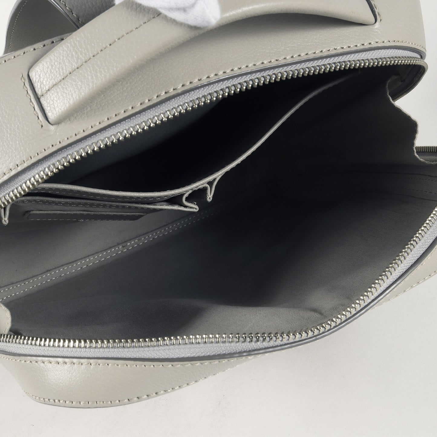 エッジ ライン バックパック / リュック カウレザー