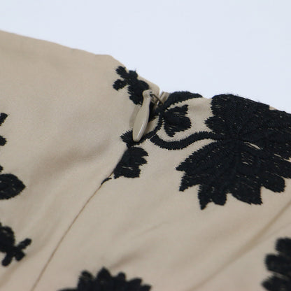 フラワー 刺繍 ノースリーブ ワンピース / ドレス ミディ丈 ボートネック ウエストリボン フレア タック