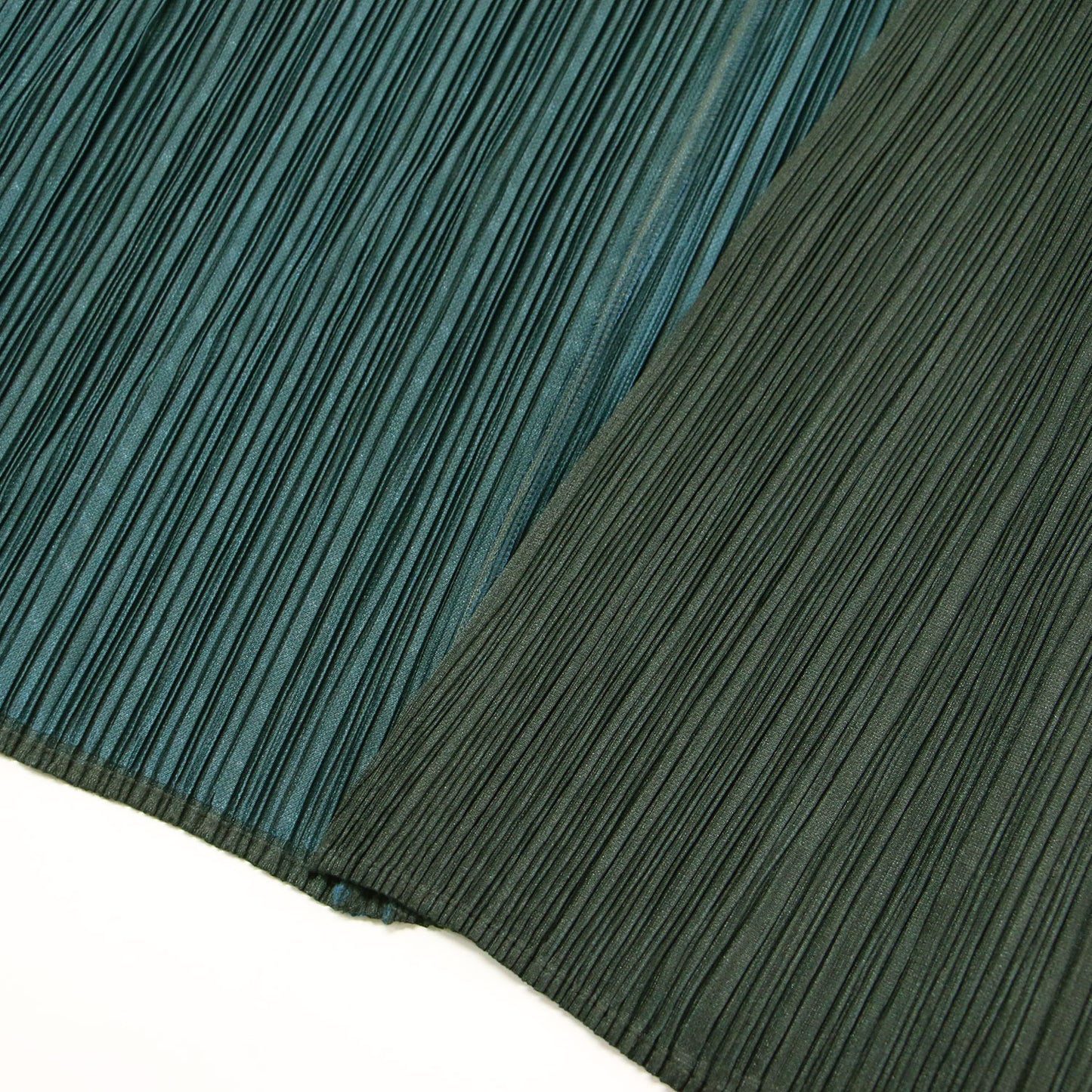 プリーツ ロング カーディガン / コート 羽織り 長袖 Vネック