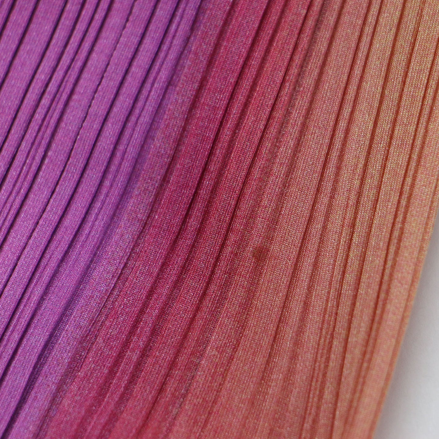 プリーツ レインボーカラー シャツ ワンピース / ロング 長袖 オープンカラー グラデーション