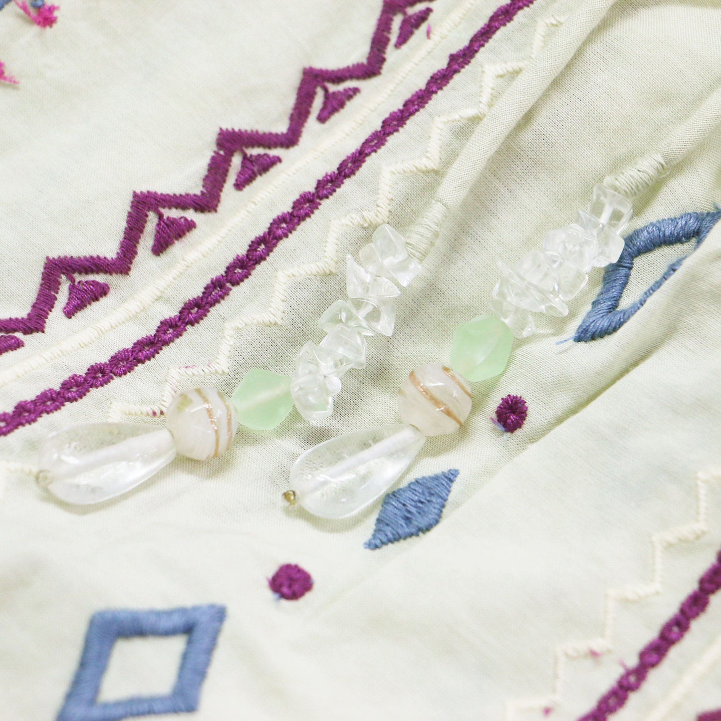 総刺繍 オフショルダー ワンピース / ミディ丈 七分袖 フレア エンブロイダリー コットン