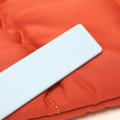 ループ フラット トート リサイクル ポリエステル クラウド キルティング バッグ / ハンドバッグ 肩掛け ブランドロゴ チャーム ステッチ