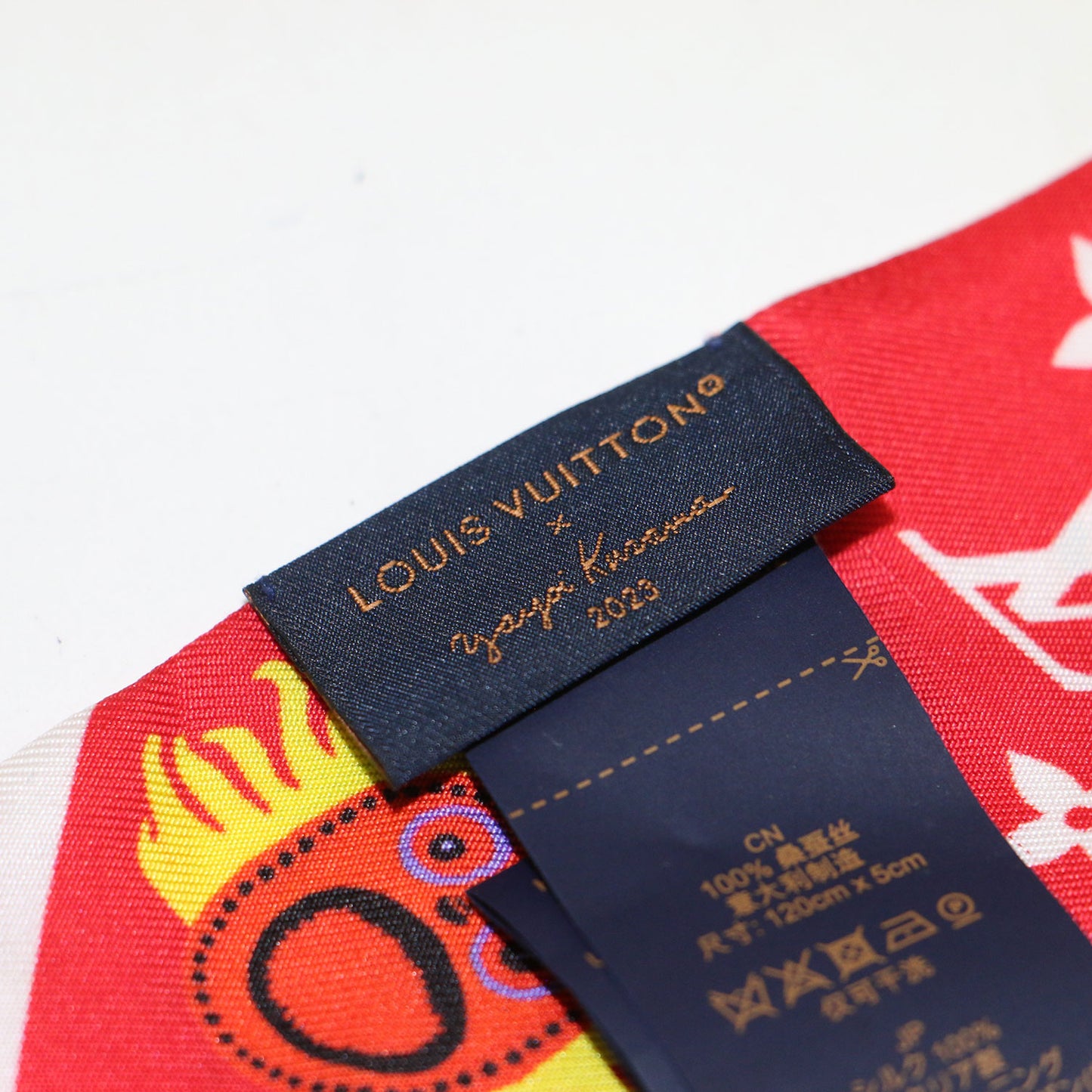 × 草間彌生 バンドーBB フェイス プリント スカーフ / 総柄 プリント シルク