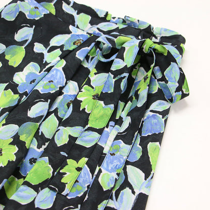 25春夏 スプリングフラワープリント アシンメトリータックスカート / ミディ丈 Aライン フレア 花柄 サイドファスナー リボン ウォッシャブル