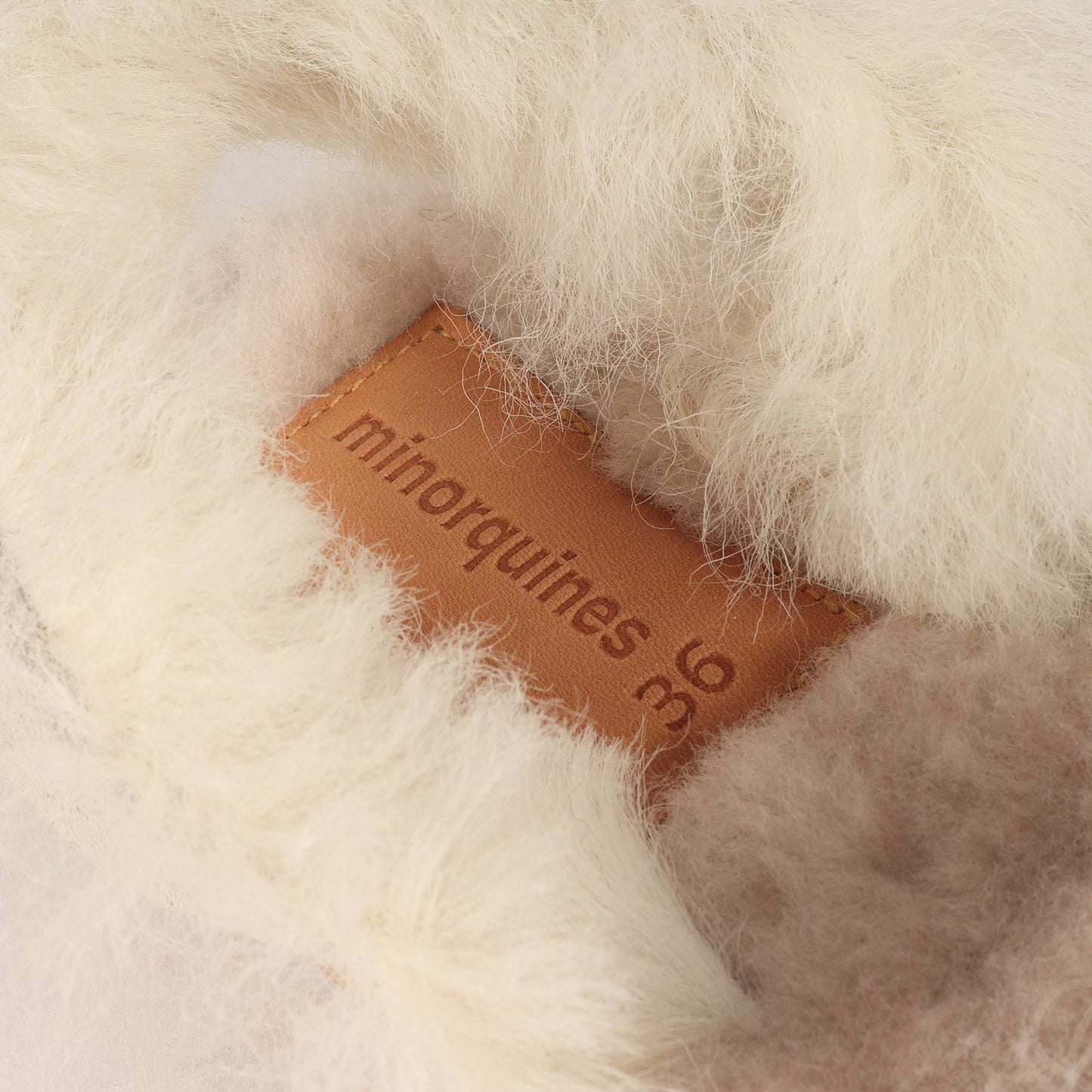 20秋冬 アヴァルカ モンゴル ファーサンダル / Avarca Mongoli フラット バックストラップ 羊革