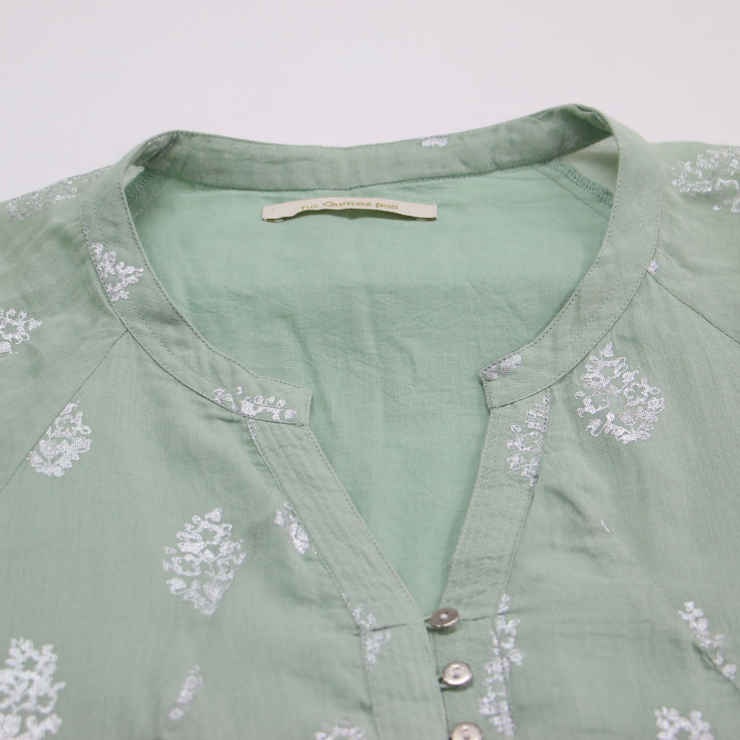 コットンボイル フラワープリントドレス / Cotton Voile Foil Flower Print Sleeve Dress Aライン フレア Vネック 長袖 花柄 箔押し メタルボタン