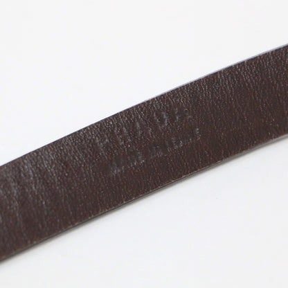 レザー バックル ベルト / ブランドロゴ 刻印