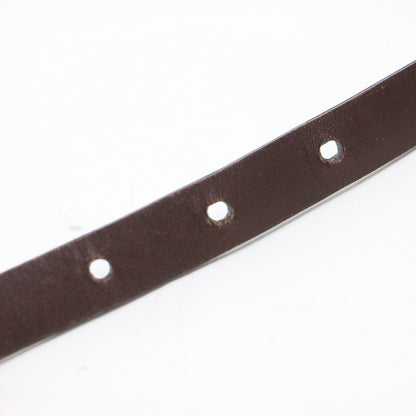 レザー バックル ベルト / ブランドロゴ 刻印