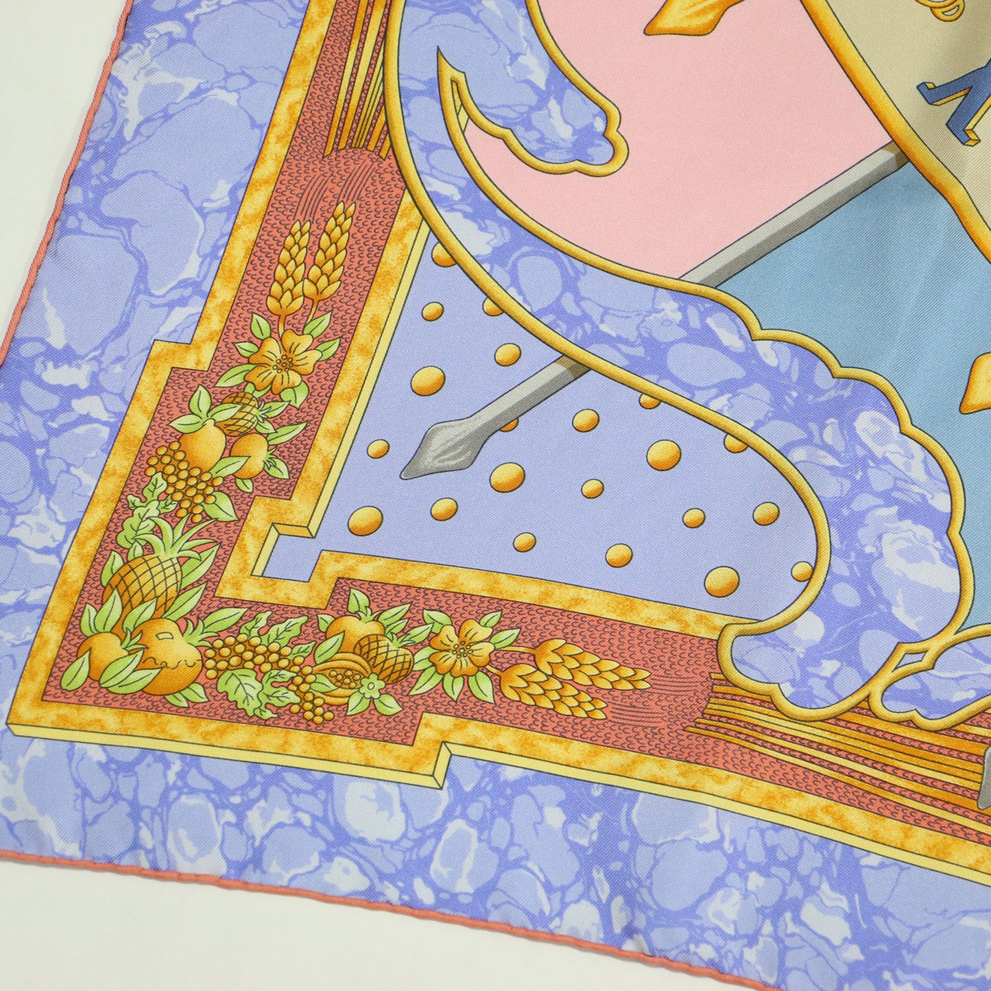 カレ90 シルクスカーフ / GLORIA SOLI 栄光の日