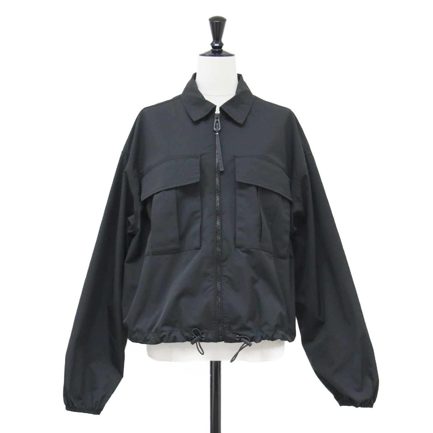 リラックスクロップドフィット ナイロン ジャケット / 長袖 ジップアップ スタンドカラー ロゴ