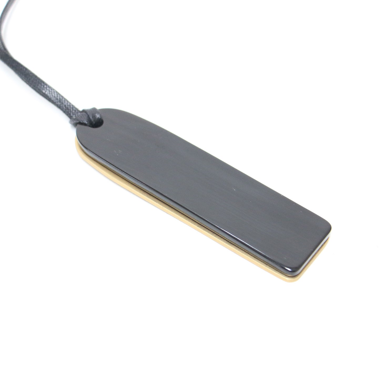 ホーンネックレス / ペンダント ブランドロゴ メタリック