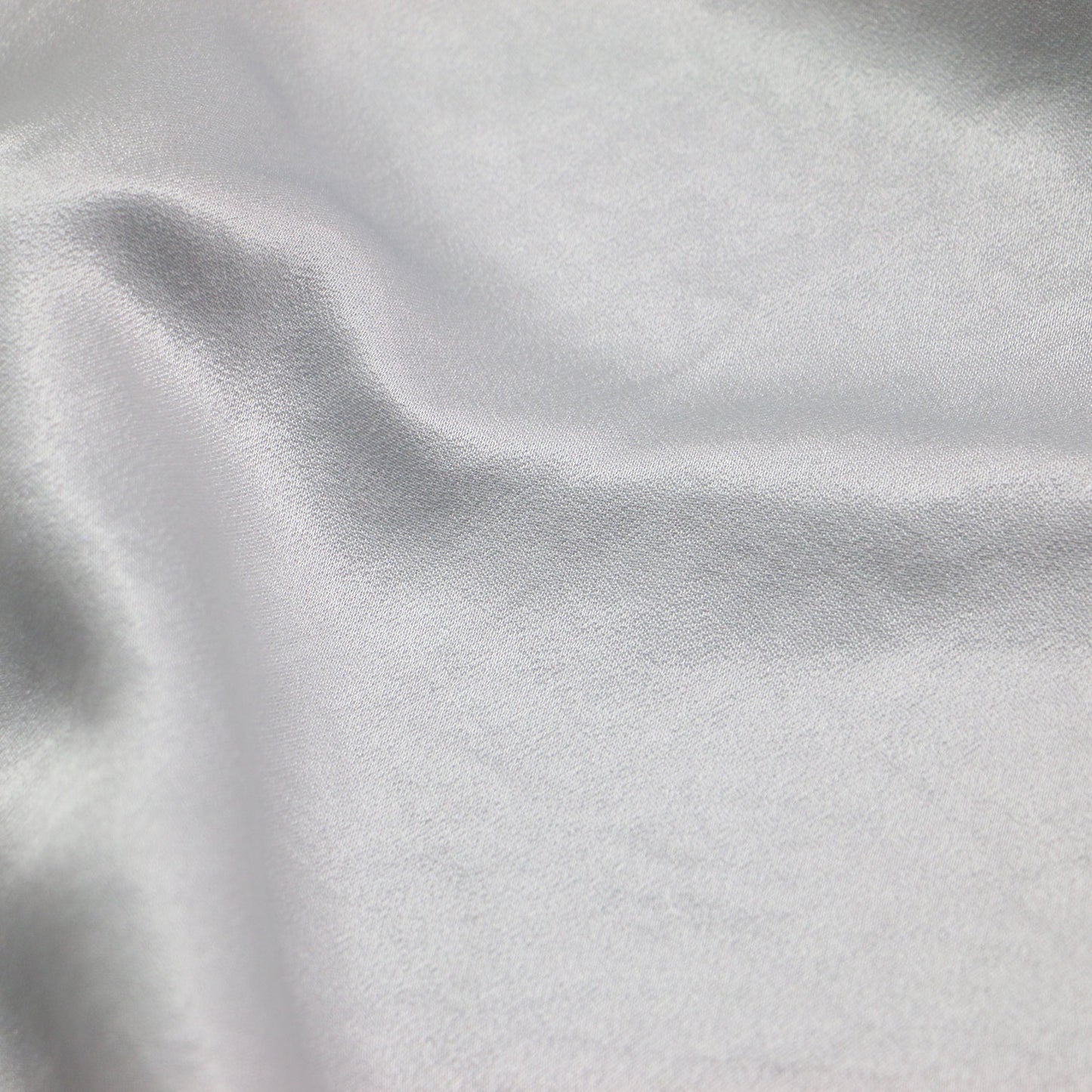 25春夏 サテン ロングスリーブブラウス / Elba Satin Cali Blouse プルオーバー クルーネック スリット