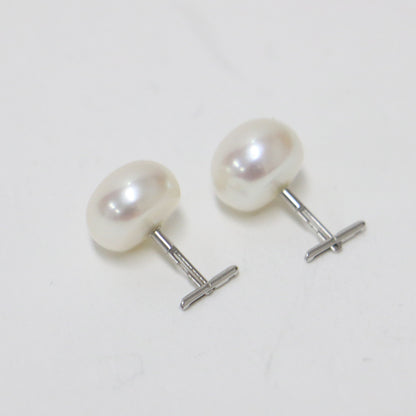 淡水パール ボタン ピアス / Charisma Button White 8.5mm 両耳用 キャッチ一体化構造