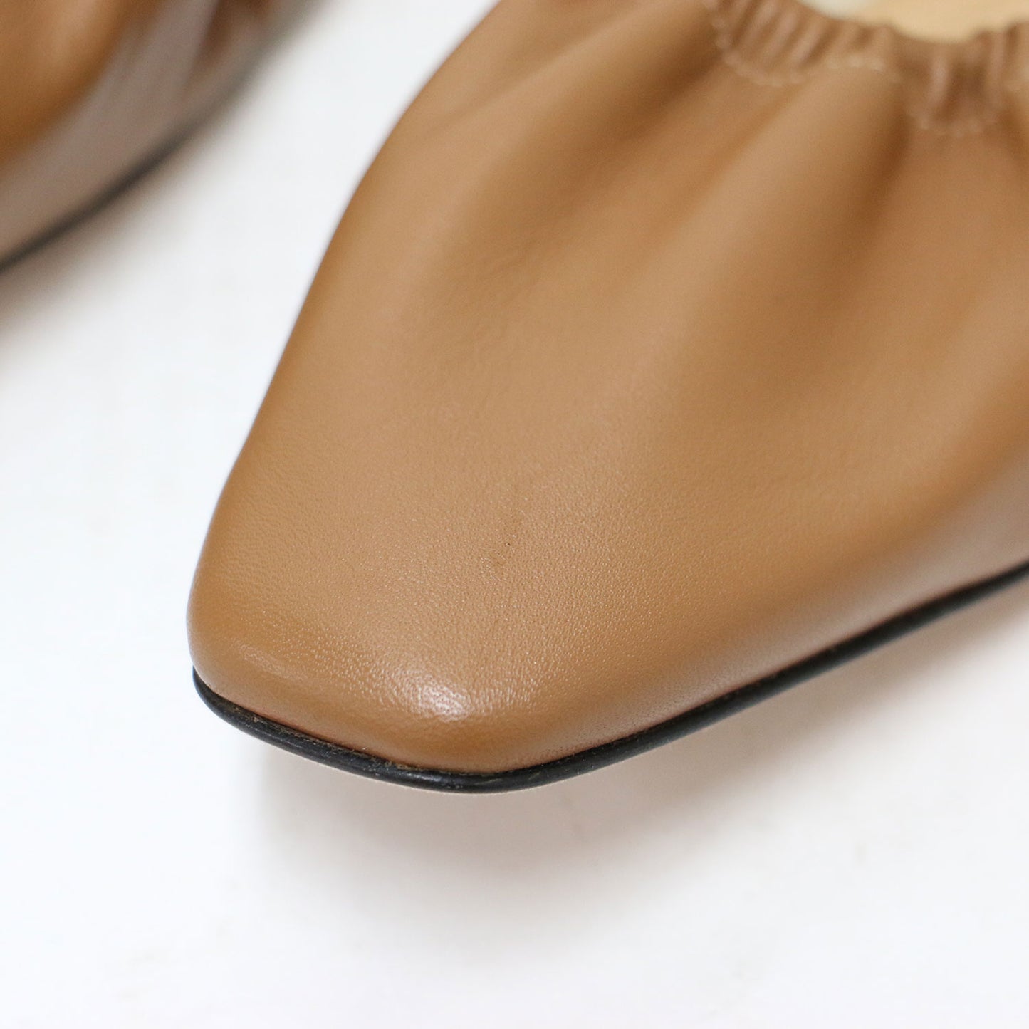 スクエアトゥ ギャザー パンプス / GatherFLT フラット レザー