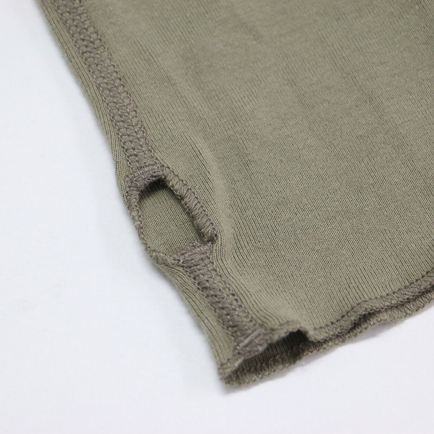 AMERICANA アメリカーナ AP STUDIO別注 カットソー カーキ サイズ:FREE | サーマル カットソー | プルオーバー | クルーネック サムホール フィンガーホール ロゴ 刺繍 ラウンドヘム ワッフル | トップス Tシャツ 長袖 | 日本製【レディース】【中古】【K4653】 AP STUDIO別注 サーマル カットソー / プルオーバー 長袖 クルーネック