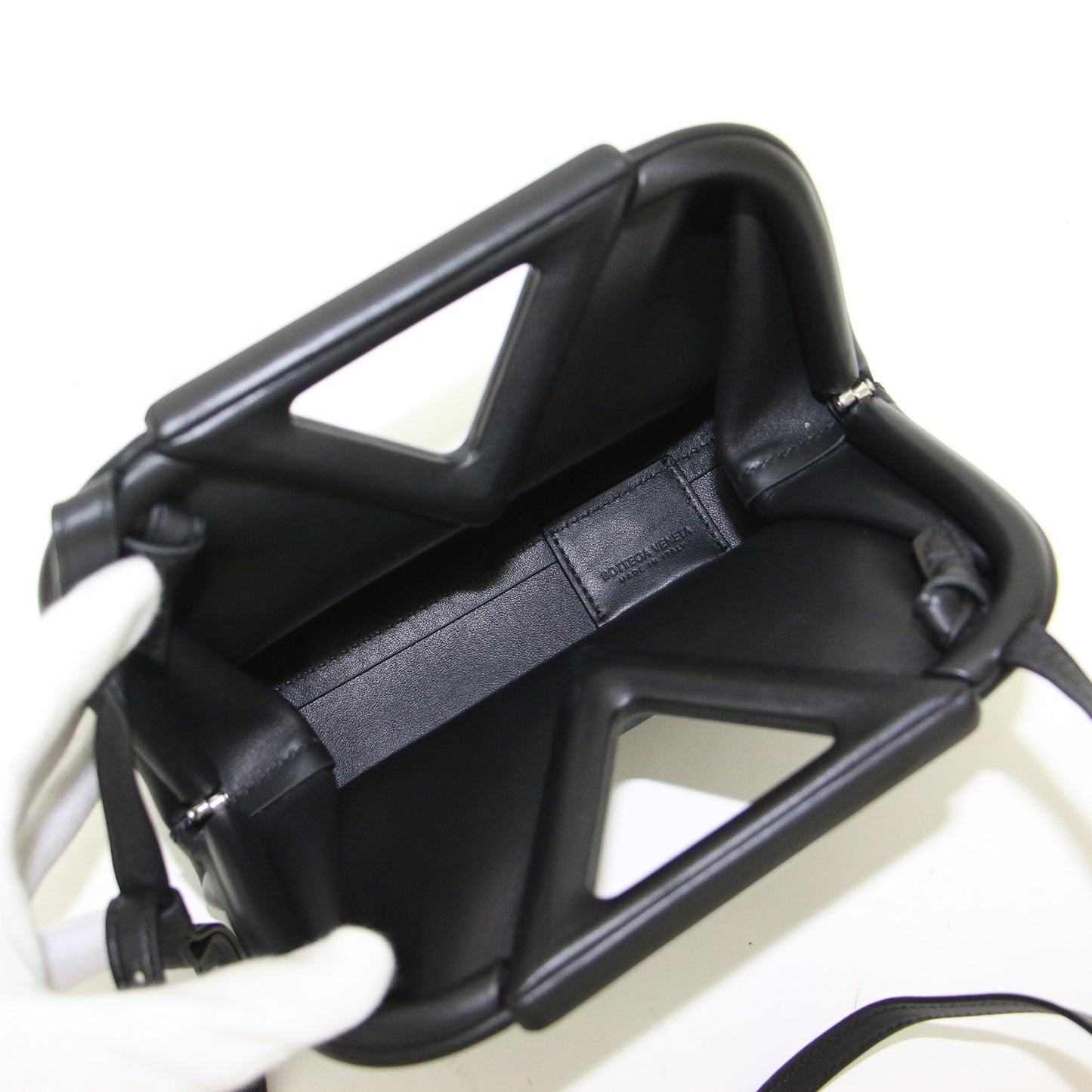 ポイント スモール トライアングル ショルダーバッグ / ハンドバッグ 2WAY ミニ 肩掛け クロスボディ 牛革